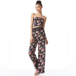 Alice + Olivia CERESI SMOCKED BACK BANDEAU 
Willis Pajama Pant With Piping SET